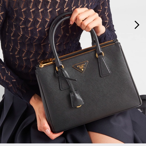 Prada Galleria Saffiano leather bag, Medium size - Picture 2 of 16